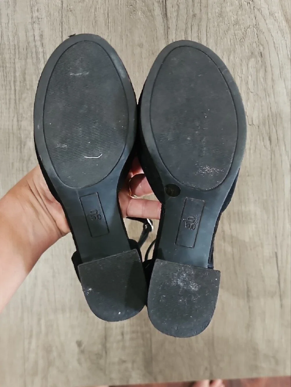 GB Girls Classic Black Suede Platform Block Heel Pumps - little girls size 1
